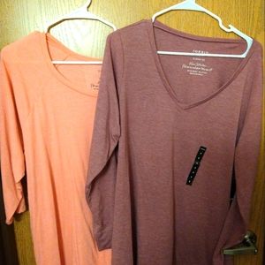 Girlfriend Tee - Signature   pull over long sleeve Tee